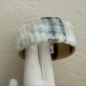White Smooth Buffalo Horn Bangle Bracelet
